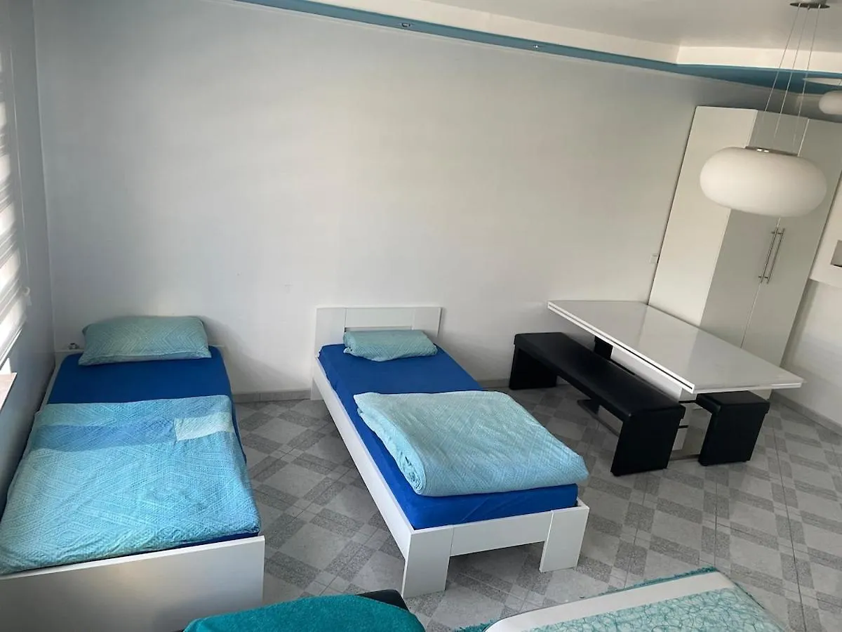 דירה 2 Zimmer Whg In Hannover Naehe Zentrum Mit Whirlpool Und Nahen Oeffentliche Verkehrsmitteln